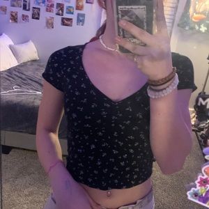 BRANDY MELVILLE O/S crop top